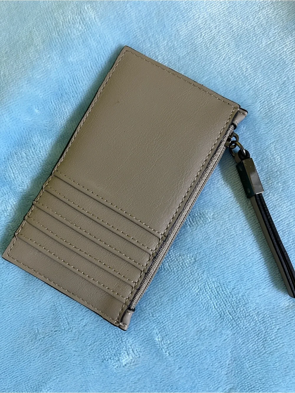NEW Gray/Taupe Simply Vera Vera Wang Amboy Wallet, card holder